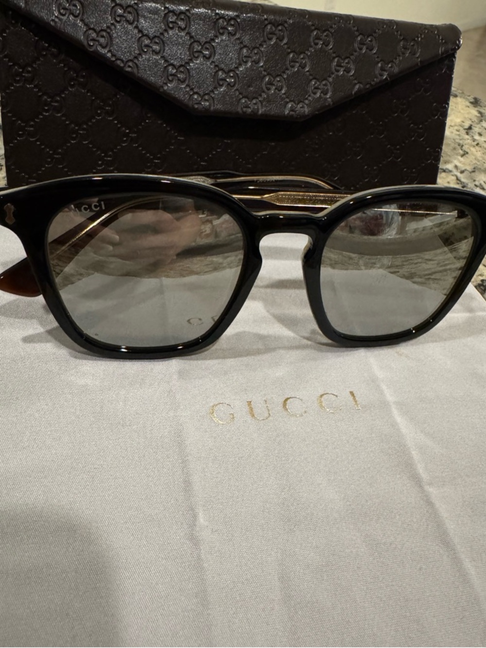 Gucci sunglasses - Picture 7 of 8